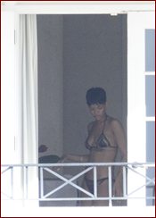 Rihanna Nude Pictures