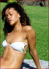 Rihanna Nude Pictures