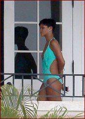 Rihanna Nude Pictures