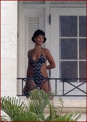 Rihanna Nude Pictures