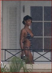 Rihanna Nude Pictures