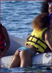 Rihanna Nude Pictures