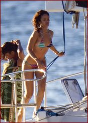 Rihanna Nude Pictures