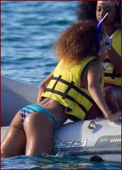 Rihanna Nude Pictures