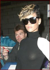 Rihanna Nude Pictures