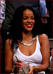 Rihanna Nude Pictures