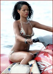 Rihanna Nude Pictures