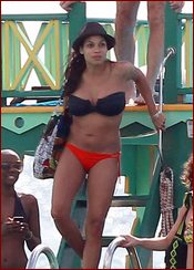 Rosario Dawson Nude Pictures