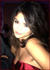 Selena Gomez Nude Pictures