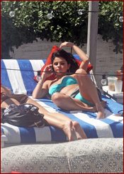 Selena Gomez Nude Pictures