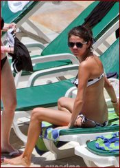 Selena Gomez Nude Pictures