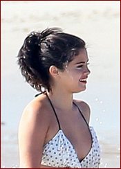 Selena Gomez Nude Pictures