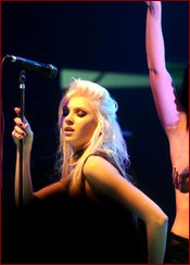 Taylor Momsen Nude Pictures