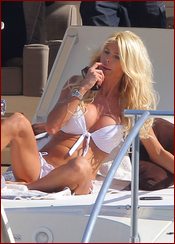 Victoria Silvstedt Nude Pictures