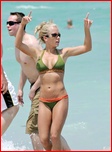 kendra-wilkinson_06.jpg - 140 KB