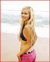 isabel-lucas_02.jpg - 148 KB