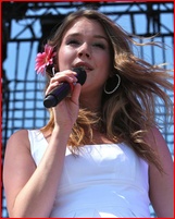 joss-stone_02.jpg - 208 KB