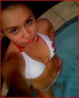 miley-cyrus_07.jpg - 62 KB