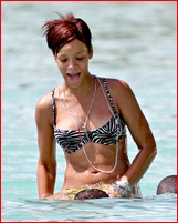 rihanna_01.jpg - 106 KB