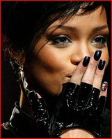 rihanna_16.jpg - 233 KB