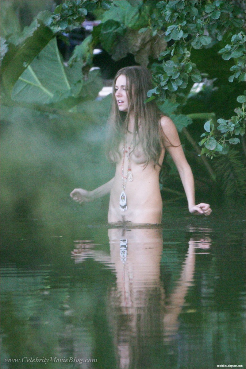 Sienna Miller - nude celebrity toons @ Sinful Comics Free Access!
