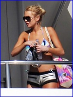 Lindsay Lohan Nude Pictures