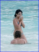 Vanessa Hudgens Nude Pictures