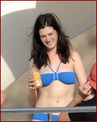 Anne Hathaway Nude Pictures
