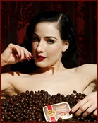 Dita Von Teese Nude Pictures