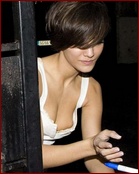 Frankie Sandford Nude Pictures