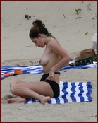 Kelly Brook Nude Pictures