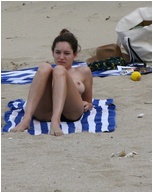 Kelly Brook Nude Pictures