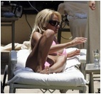 pamela-anderson_28019.jpg - 93 KB