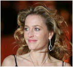 gillian-anderson_28018.jpg - 98 KB