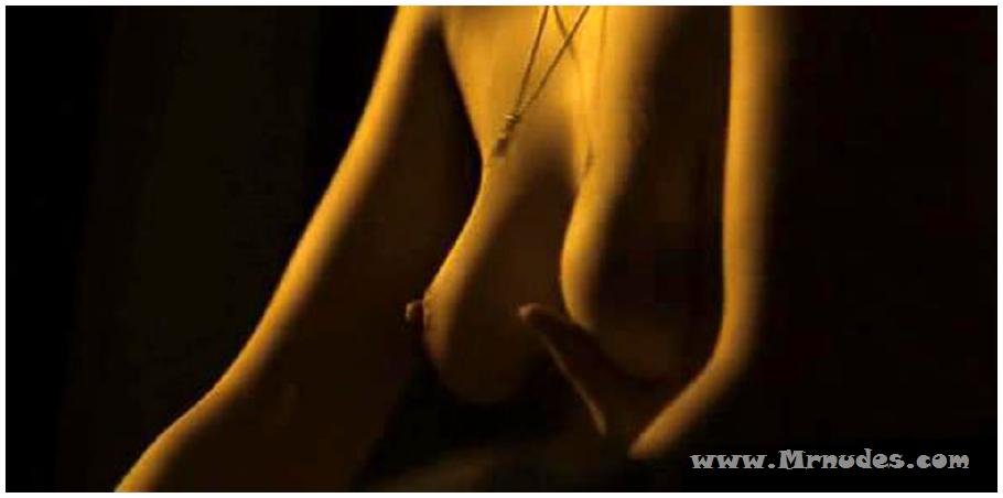 Gemma Arterton naked photos. 
