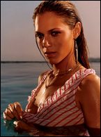 Amanda Righetti Nude Pictures