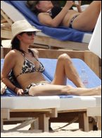 Courteney Cox Nude Pictures